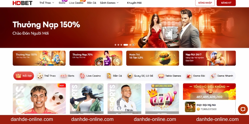 Giao diện trang chủ với màu đỏ ấm áp, ấn tượng